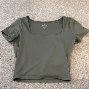 Hollister Women's Sage Green Crop Top
